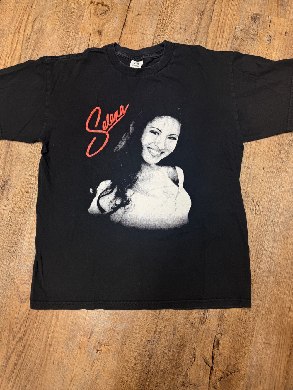 Vintage Selena Black Graphic tee - 100% cotton size medium